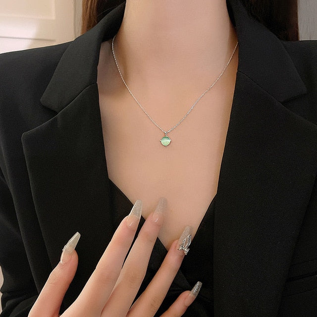 2023 Popular Sparkling Silver Clavicle Chain Necklace