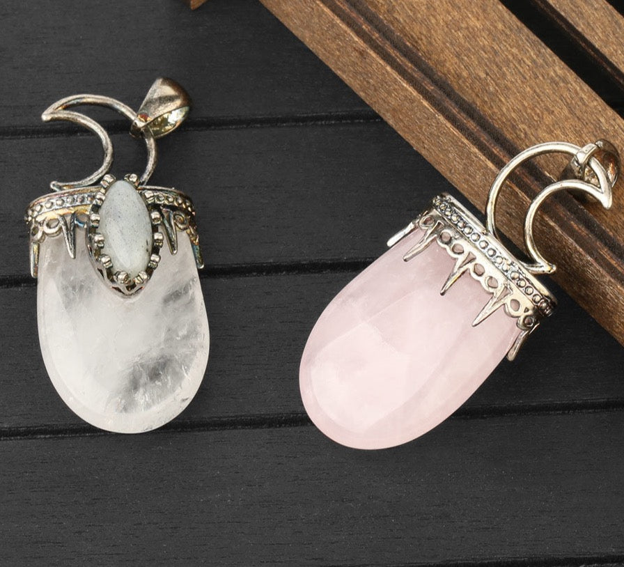 Enchanting Natural Stone Antique Crystal Pendant Necklace