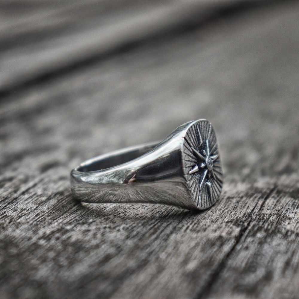 Stellar Polaris Star Signet Ring