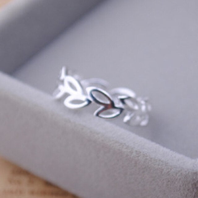 Trendy Silver-Plated Hug Me Love Rings