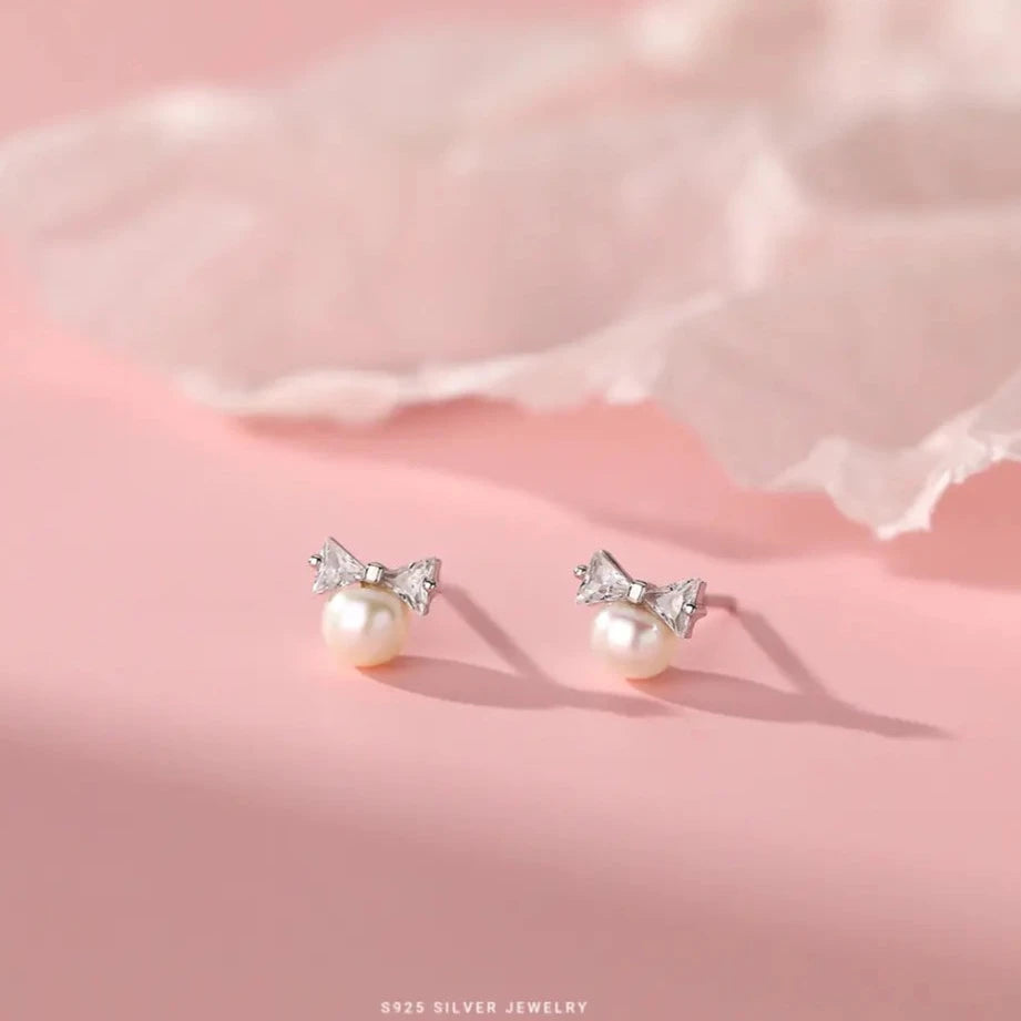 Pearl Bow Sweet Stud Earrings