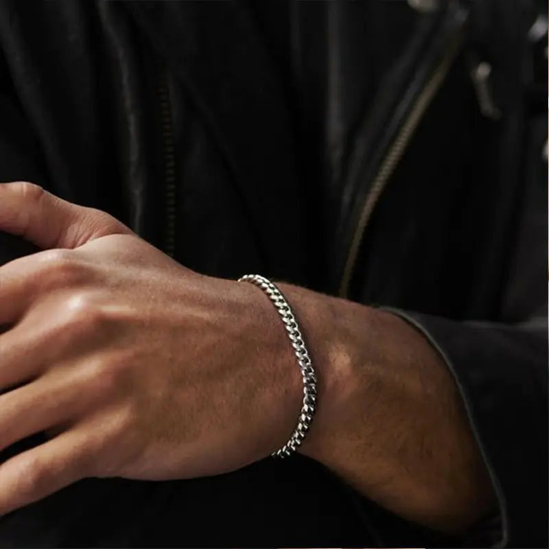 Men's Chunky Curb Chain Bracelet