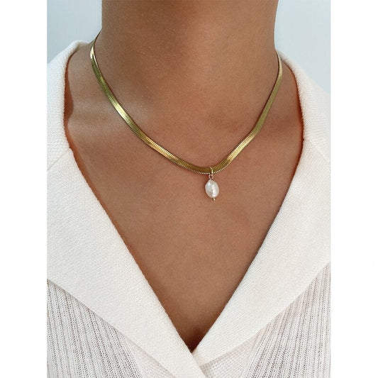 Elegant Wide Flat Snake Pearl Necklace