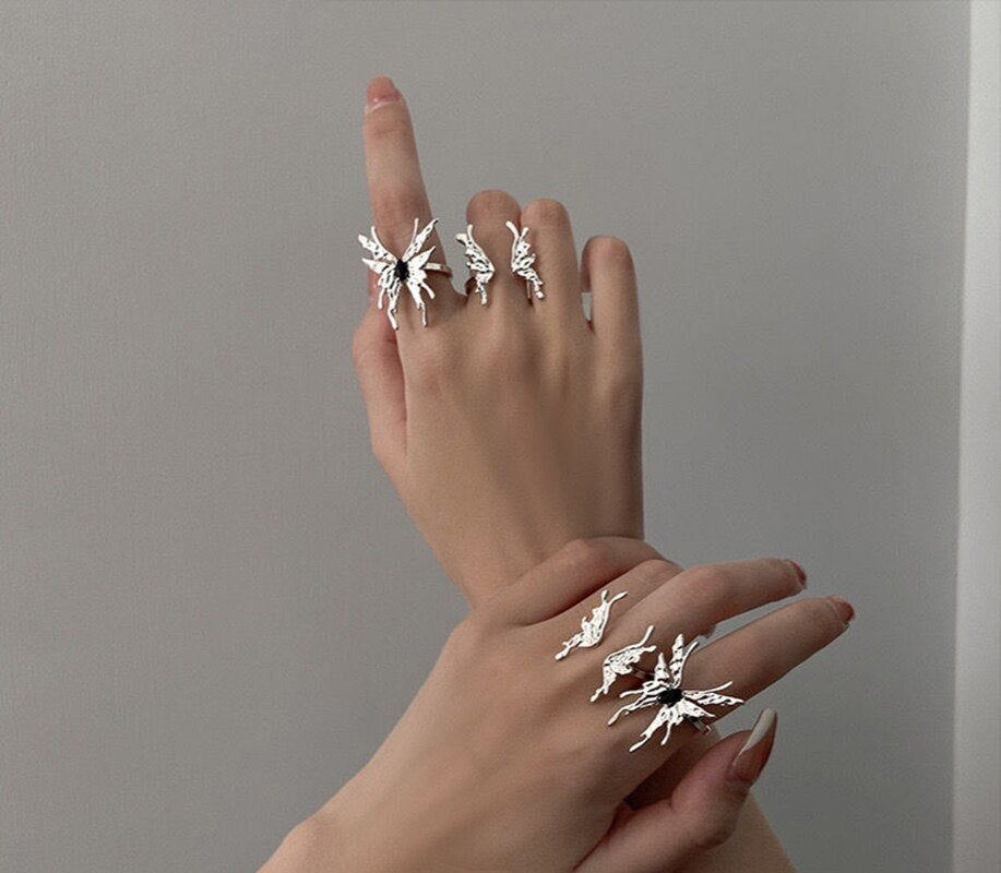 Chic Butterfly Adorned Metal Rings for Women and Girls