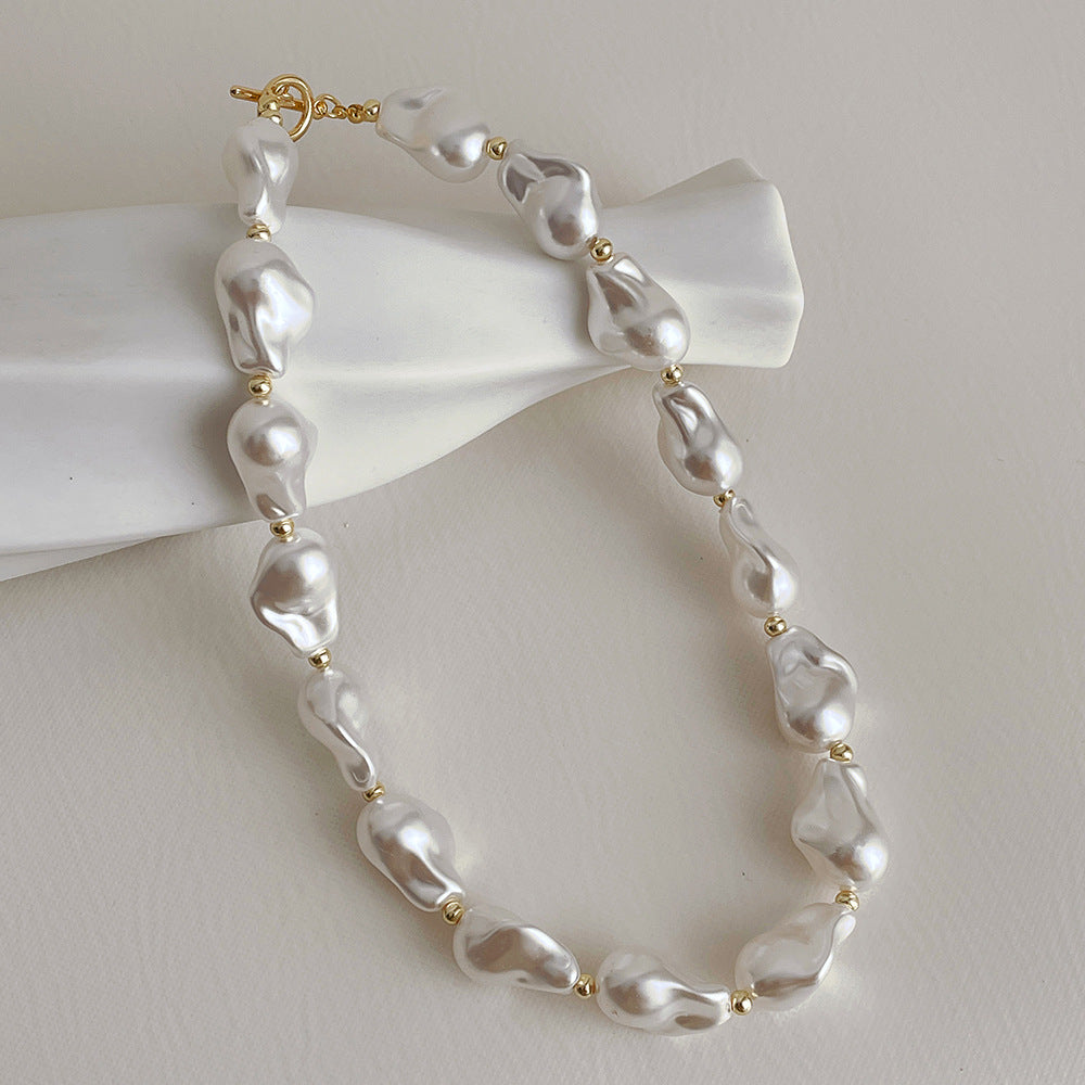 Elegant Baroque Pearl Necklace