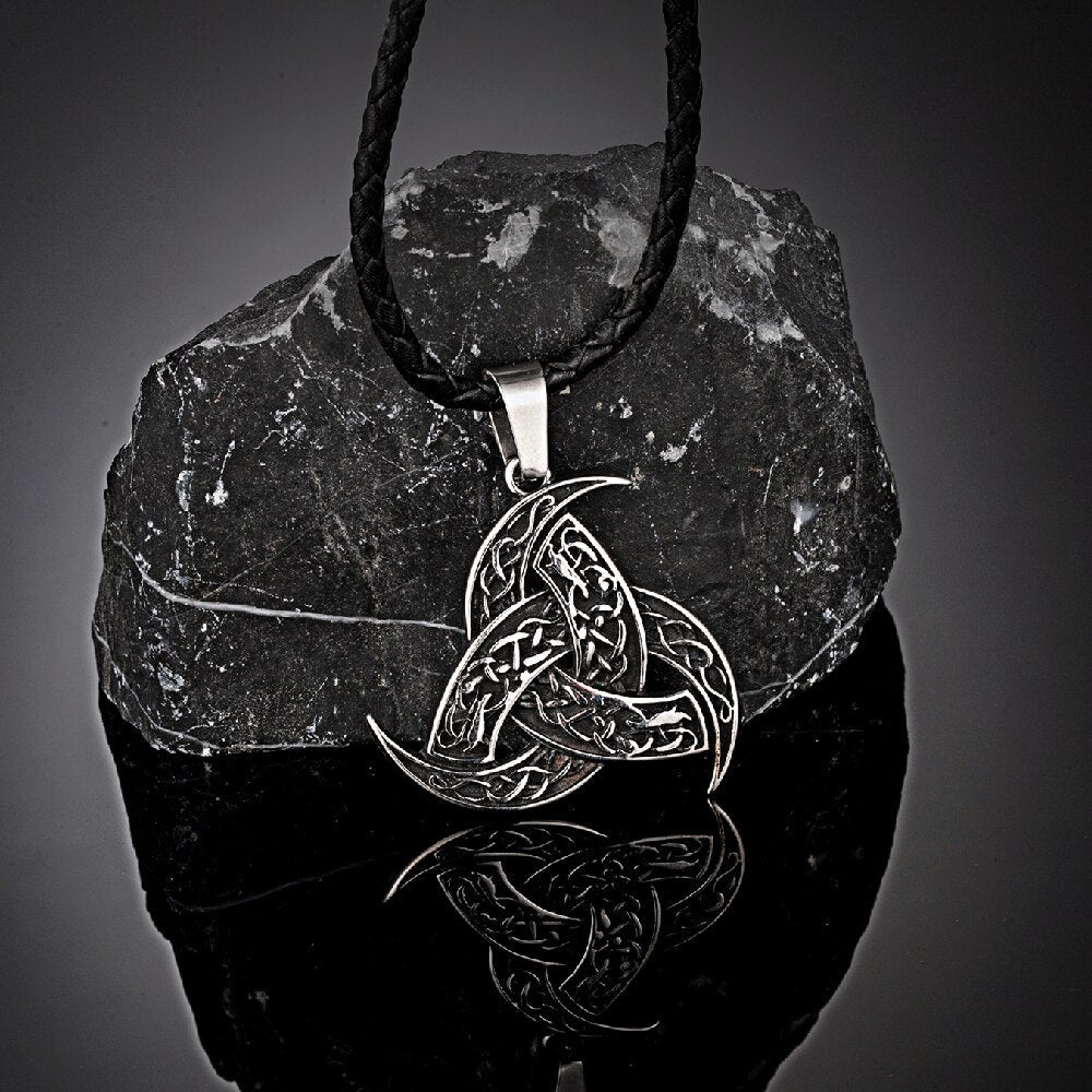 Odin's Horn Viking Heritage Necklace