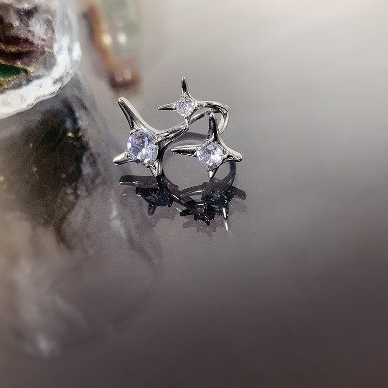 Classic Star Modelling Ring - Elevate Your Style