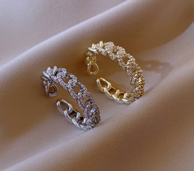 Elegant Twist Design Zircon Rings