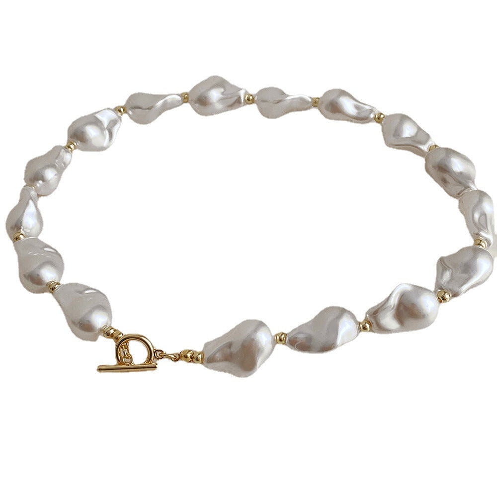 Elegant Baroque Pearl Necklace