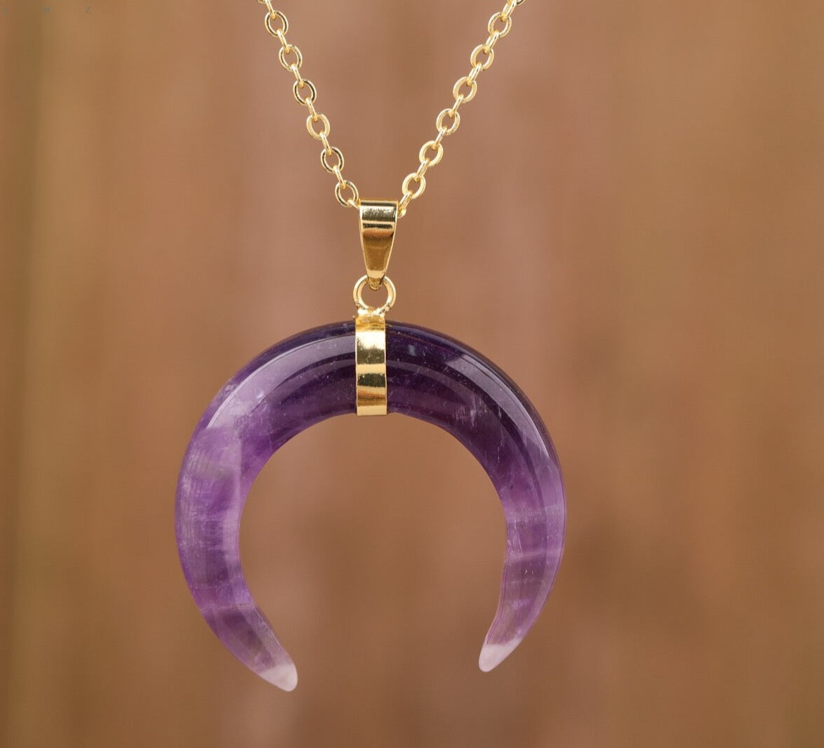 Exquisite Moon Shape Amethyst Pendant Necklace